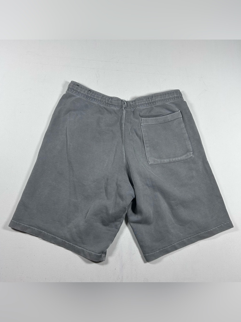 Vintage Nike Sweat Shorts Mens M Waist Gray Marks Noted Grunge 90s faded Stretch - Picture 5 of 5